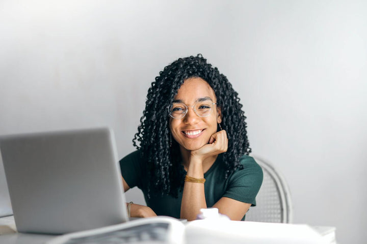 How to choose the perfect desk for your home office space?