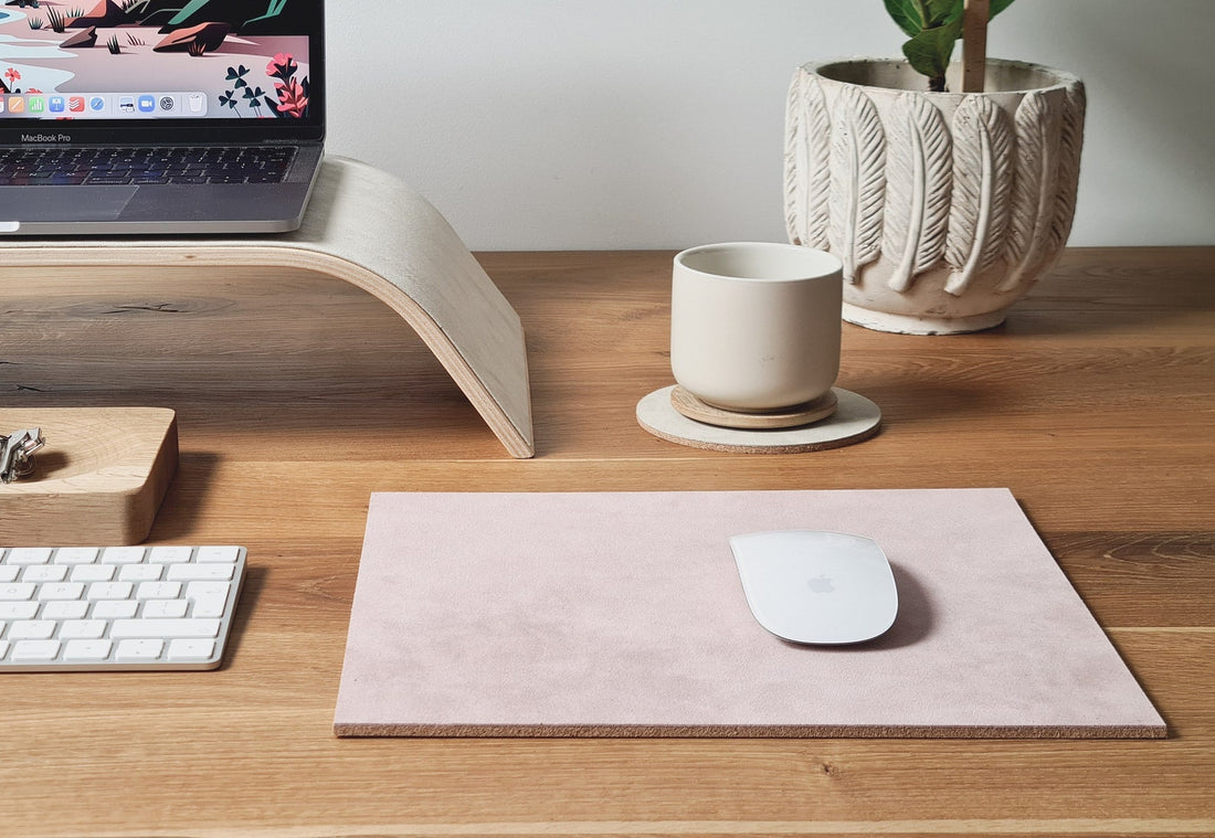 Small mouse pad - Pink Alcantara