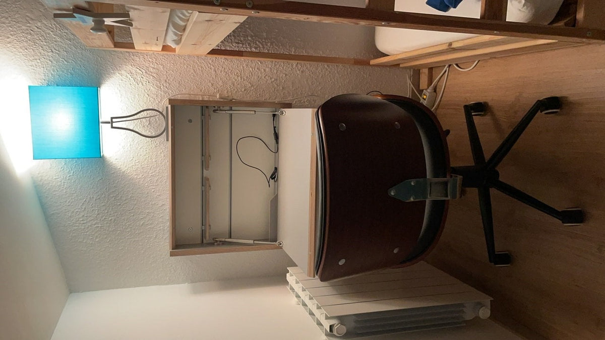 Photo client – Compact – Bureau rétractable